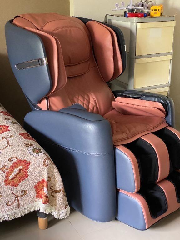 OSIM uRegal Massage Chair Furniture Home Living Furniture