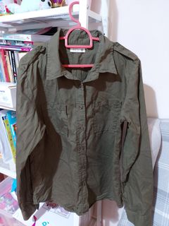 (Category: ) located in . Submitted by easy.closet (Listing ID 1056906953, Image 1). Description: .