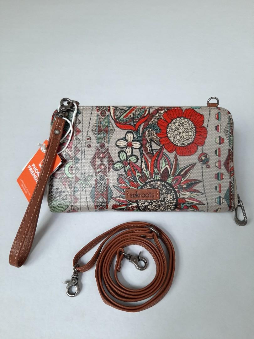 Sakroots deals smartphone crossbody