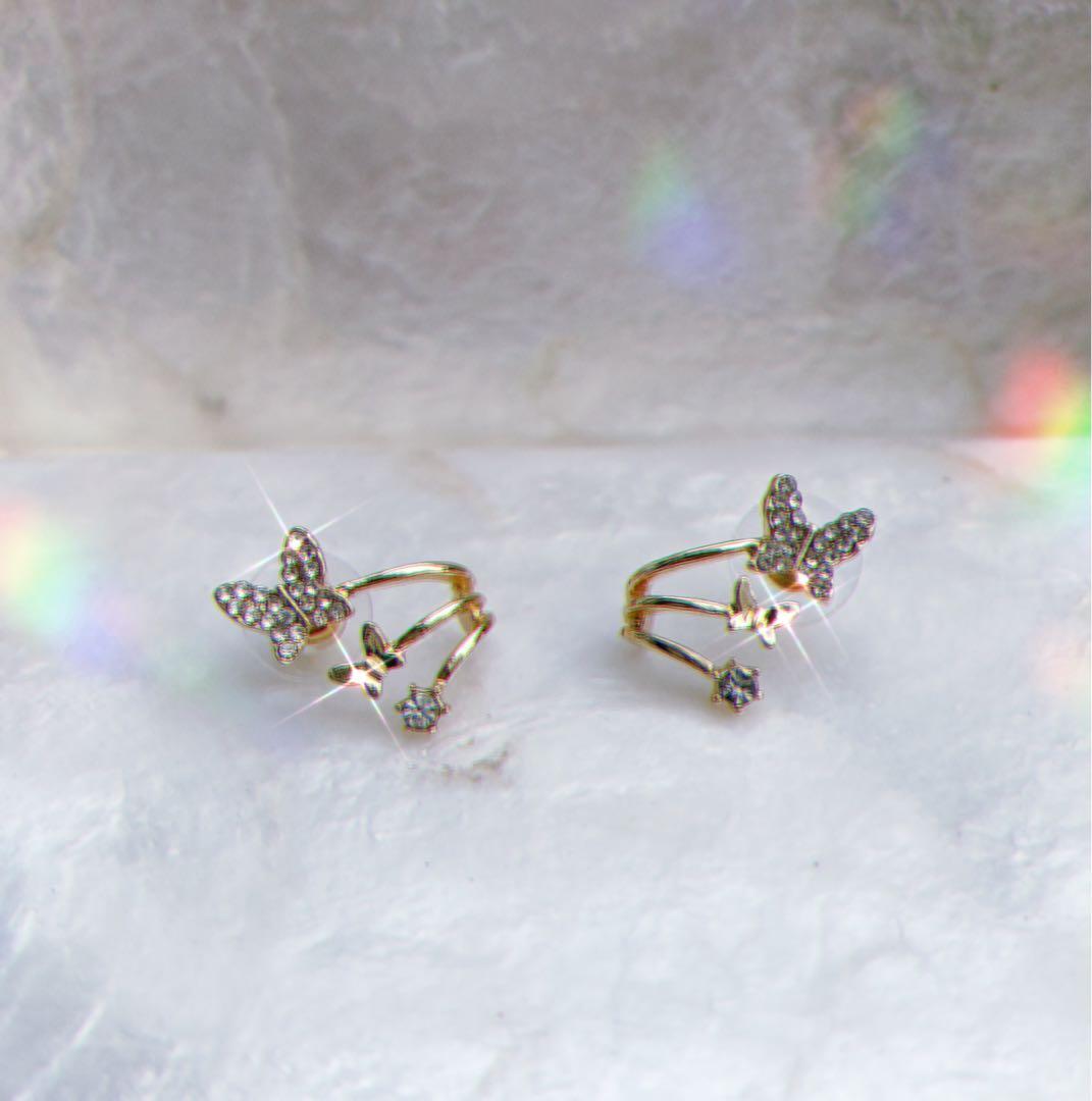 Tri-butterfly earrings (Category: Earrings) located in Manila. Submitted by jbsquared (Listing ID 1056977458, Image 3). Description: For that chic but elegant look ❤️ Materials used: gold plated and alloy Follow us on Instagram: @stylewithaccessoire.