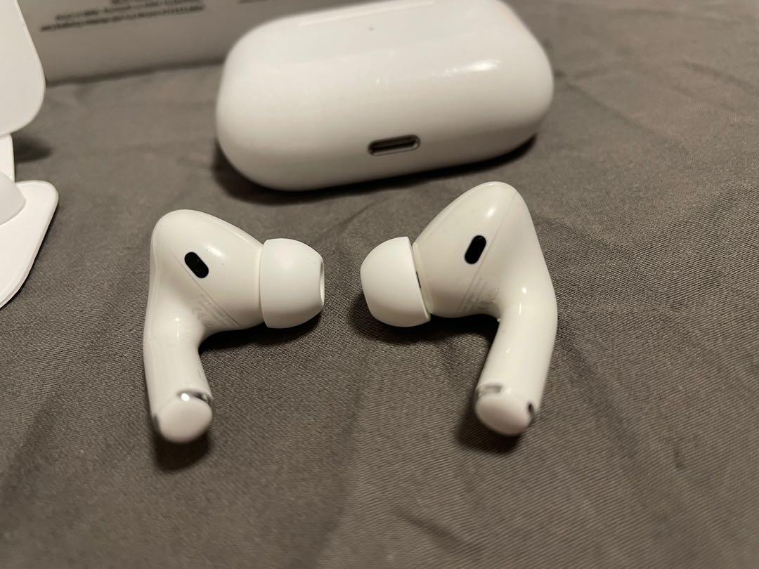 Used AirPods Pro, Electronics, Audio on Carousell