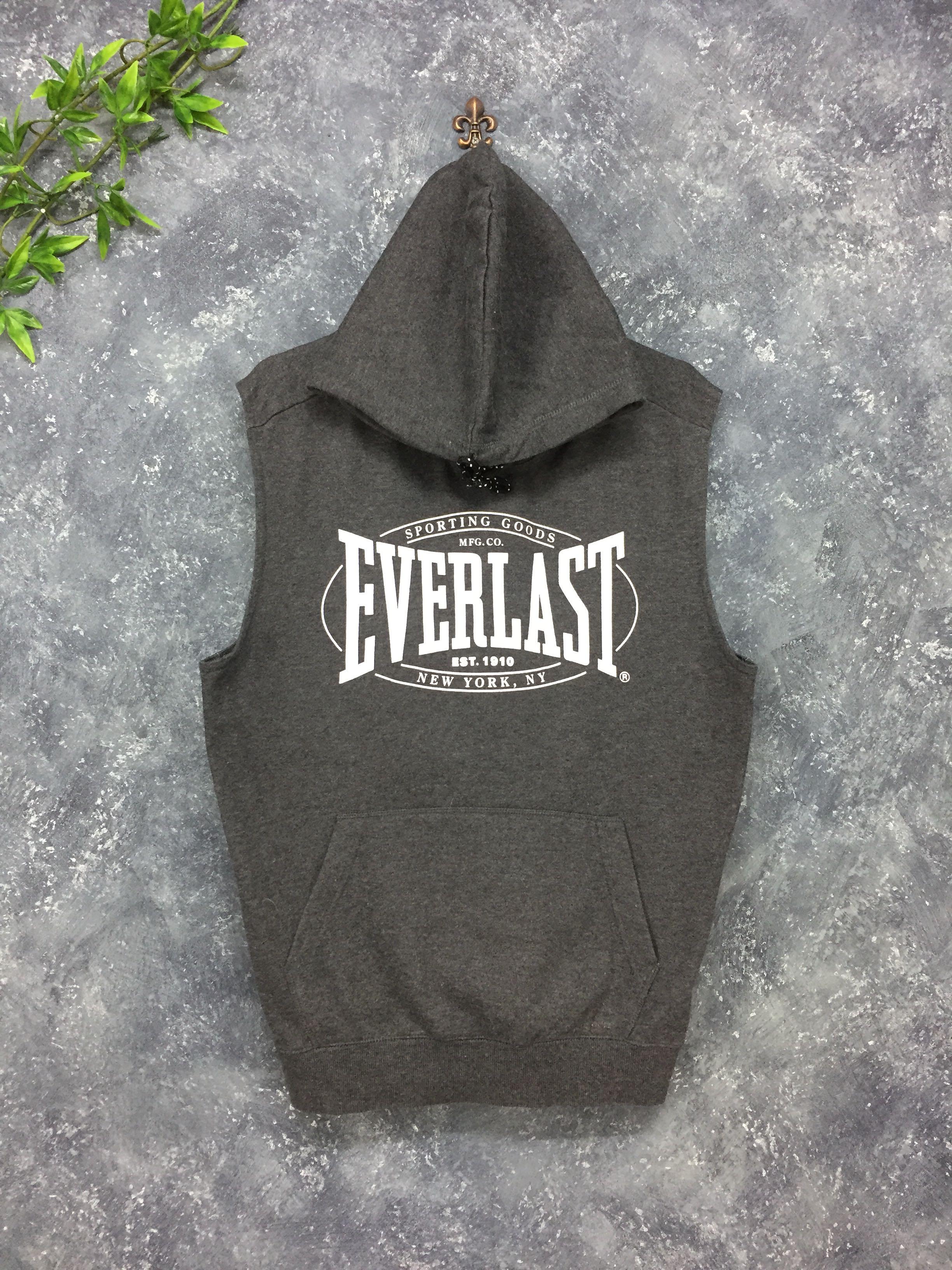 SALE !! Vintage Everlast Spellout Sleeveless Hoodie Sweatshirt, Men's  Fashion, Tops u0026 Sets, Hoodies on Carousell