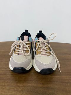 （分類：）位於 。 由 rreenneeee 提交（商品編號 1057007935，圖片 1）。簡介： 。