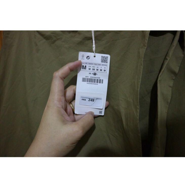 Zara wrap skirt (Category: Skirts) located in Manila. Submitted by everythingbranded (Listing ID 1056990109, Image 3). Description: medium new with tag.