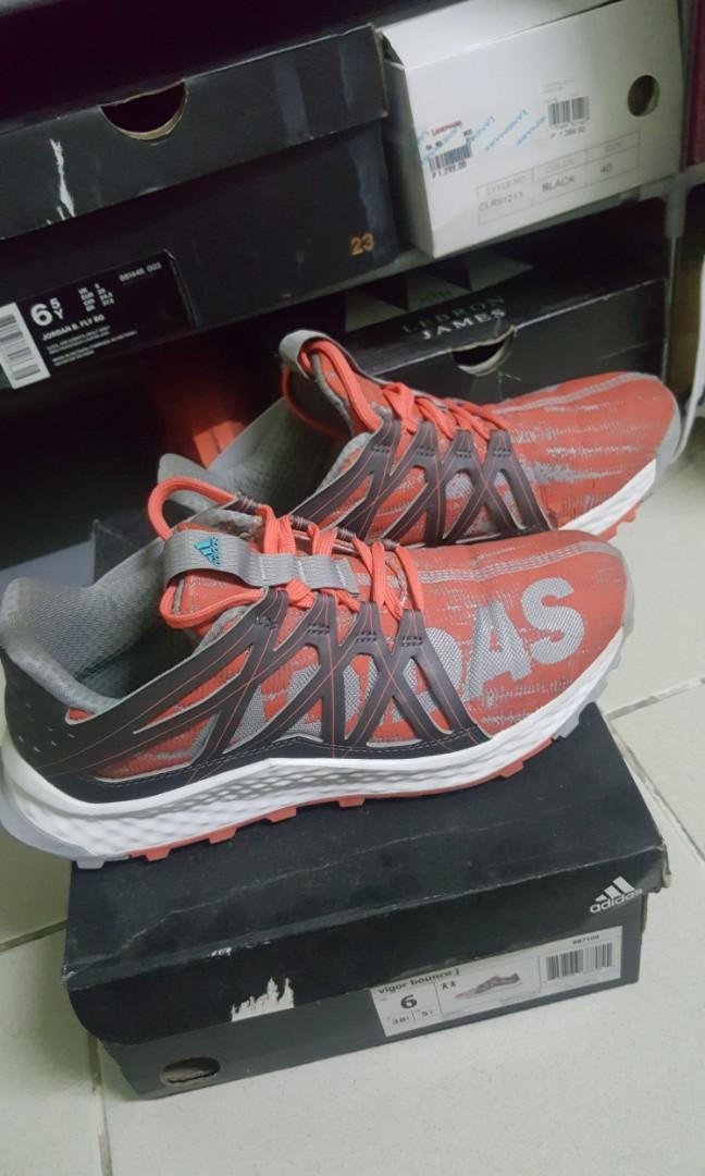 kids sports shoes near me