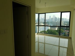(Category: ) located in . Submitted by nexus.tan (Listing ID 1057130368, Image 1). Description: .