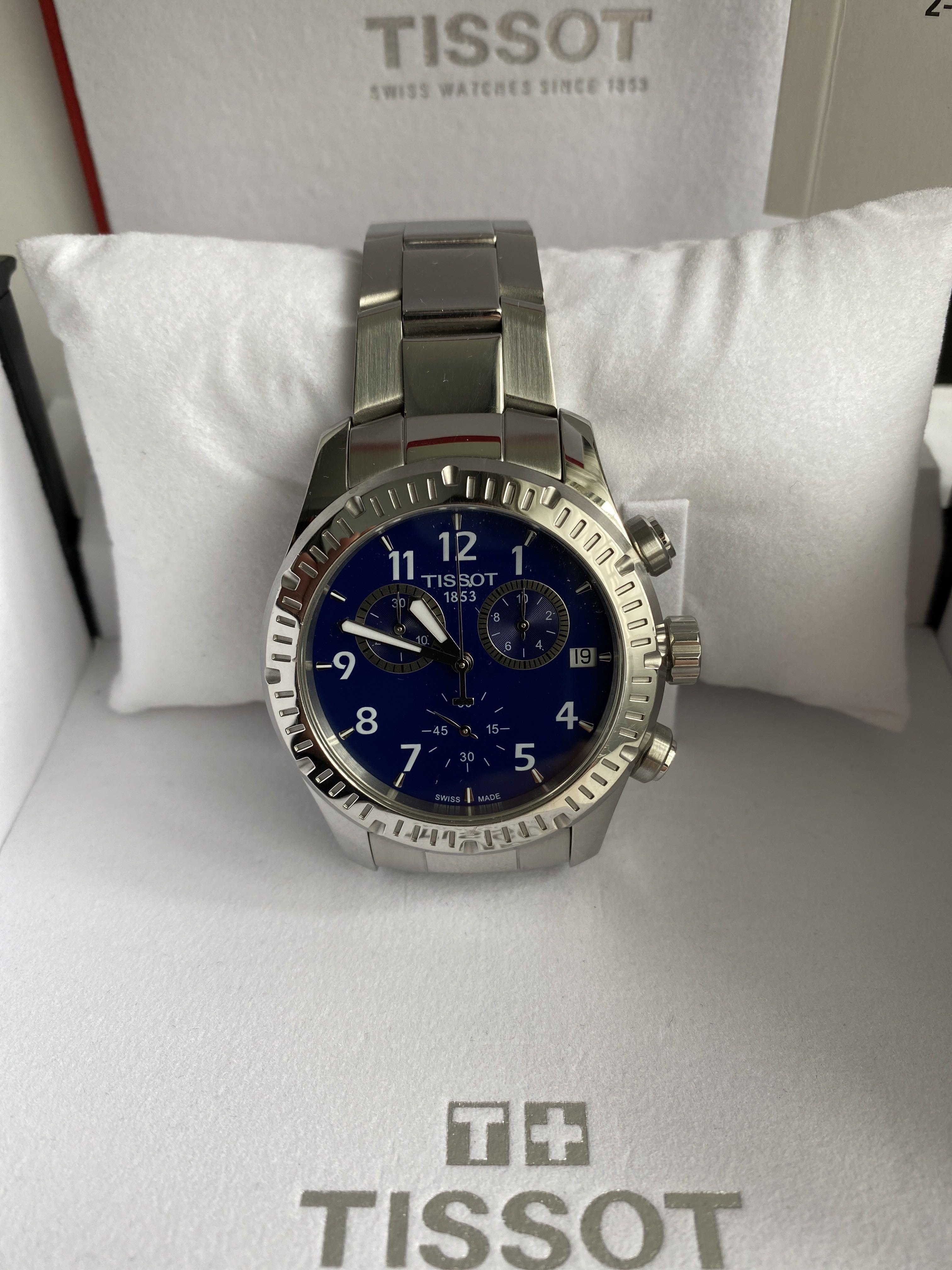 Tissot v8 discount quartz chronograph blue