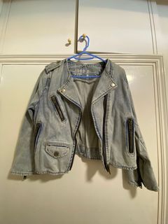 （分類：）位於 。 由 graciemcnugget 提交（商品編號 1057268843，圖片 1）。簡介： 。
