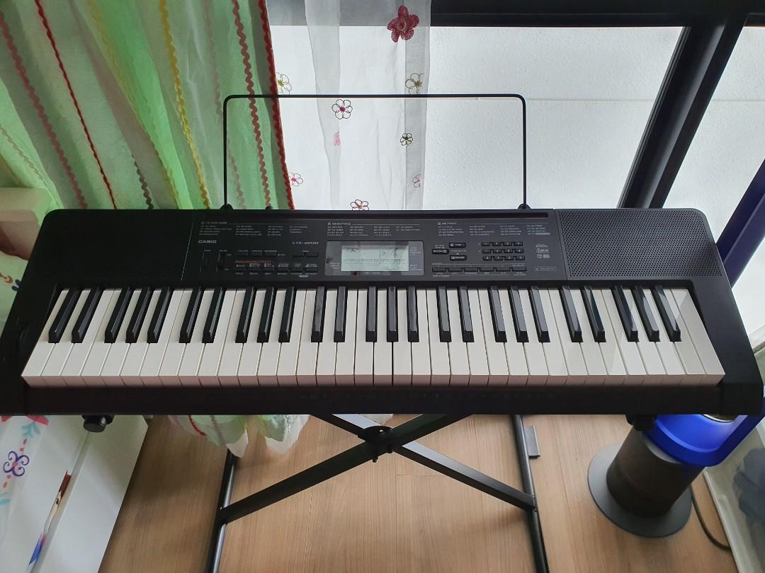Casio Keyboard CTK 3200, Hobbies & Toys, Music & Media, Musical