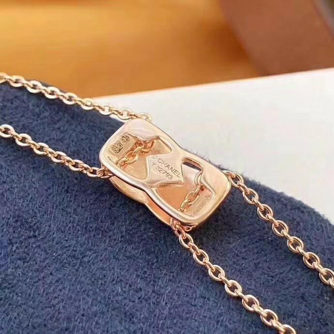 Coco Crush Necklace Rose Gold, Women's Fashion, Jewelry & Organizers,  Necklaces on Carousell