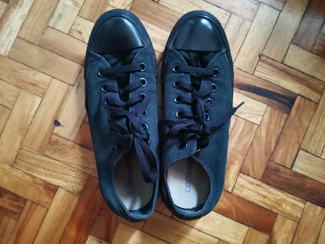 womens size 8 chuck taylors