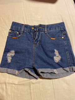 (Category: ) located in . Submitted by jaelh (Listing ID 1057217495, Image 1). Description: .