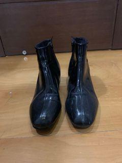 H&M black patent shiny ankle boots