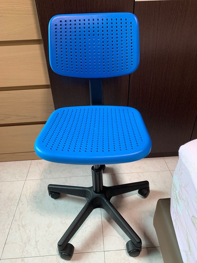 Ikea Alrik swivel chair with free small ikea chair, Furniture & Home