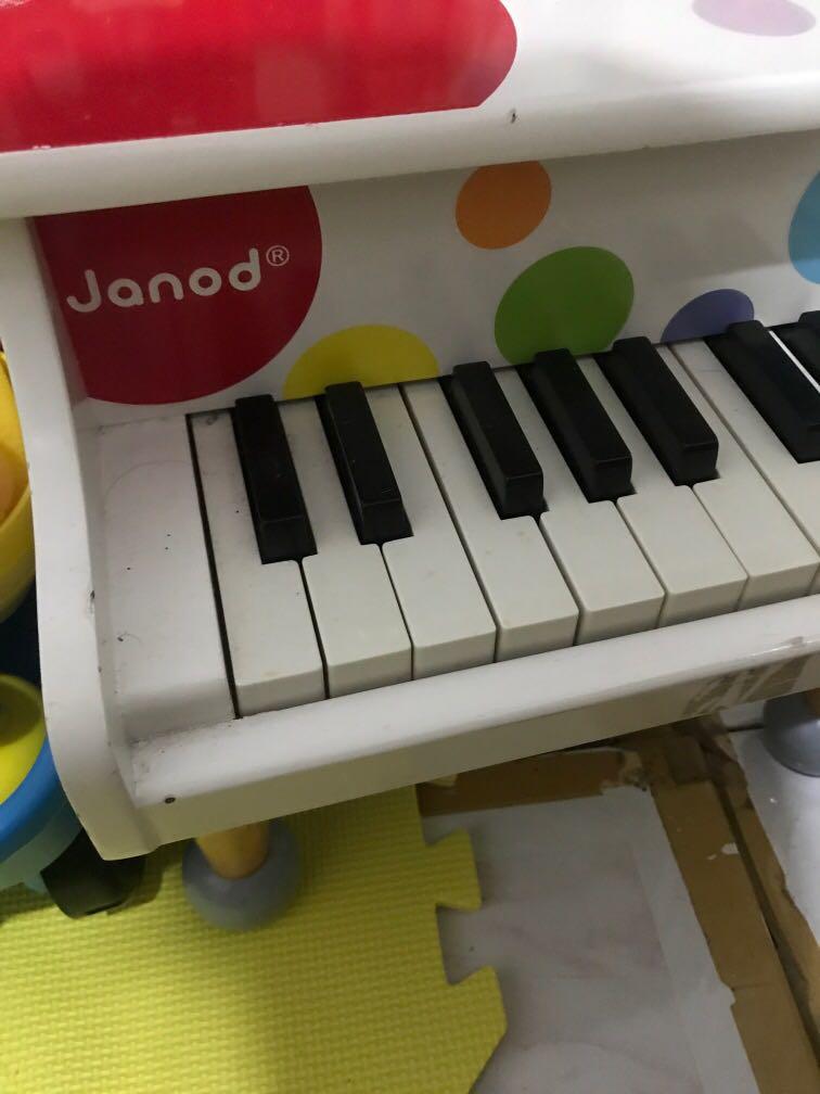 Janod piano (Category: Infant Playtime) located in Rizal. Submitted by adelato (Listing ID 1057106345, Image 2). Description: not available locally bought overseas keys working wooden toy no cracks just some stains .