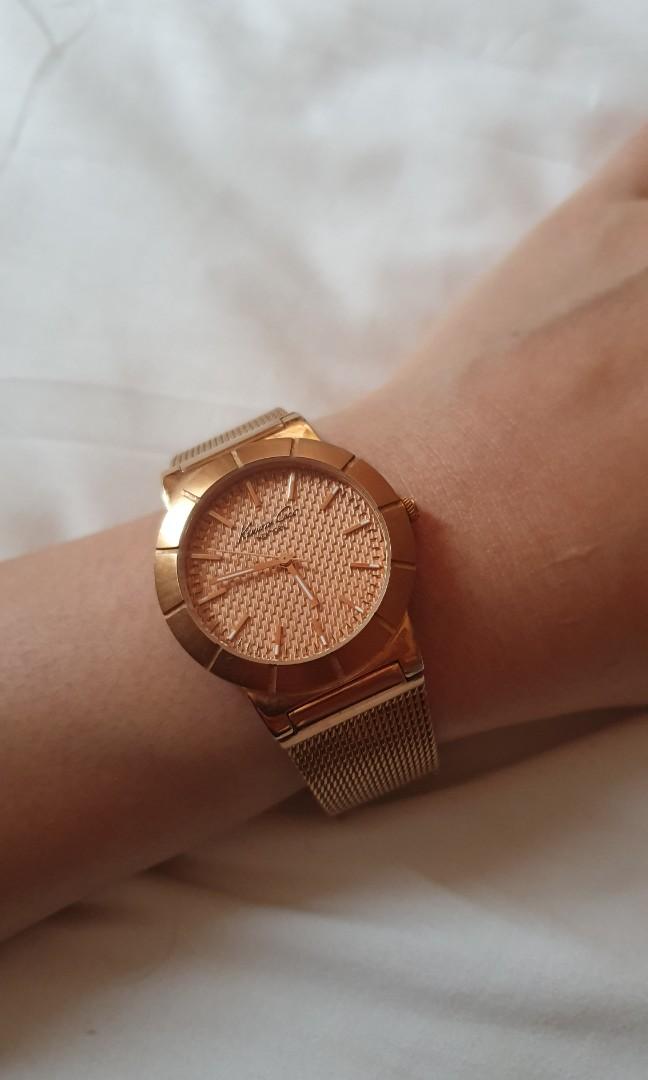 Gold kenneth cole watch top