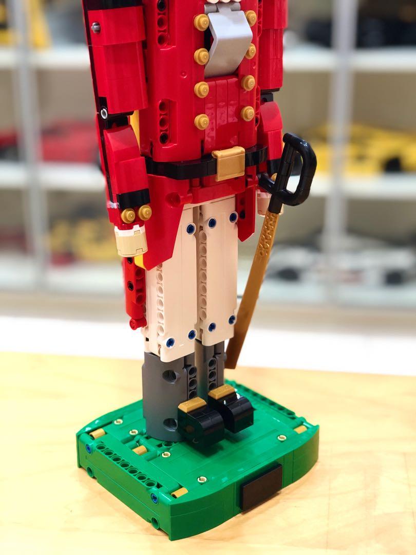 Lego 4002017 Employee Christmas Gift, Hobbies & Toys, Toys & Games on