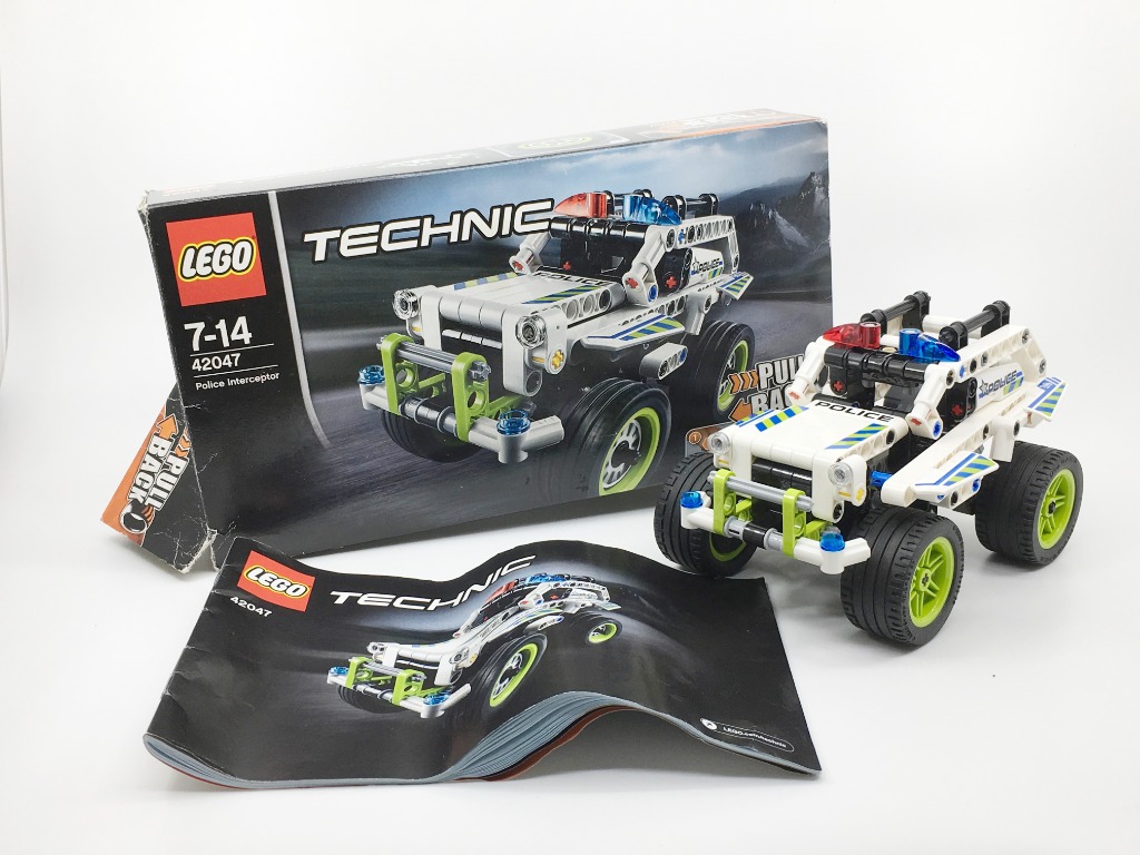 Lego police interceptor online