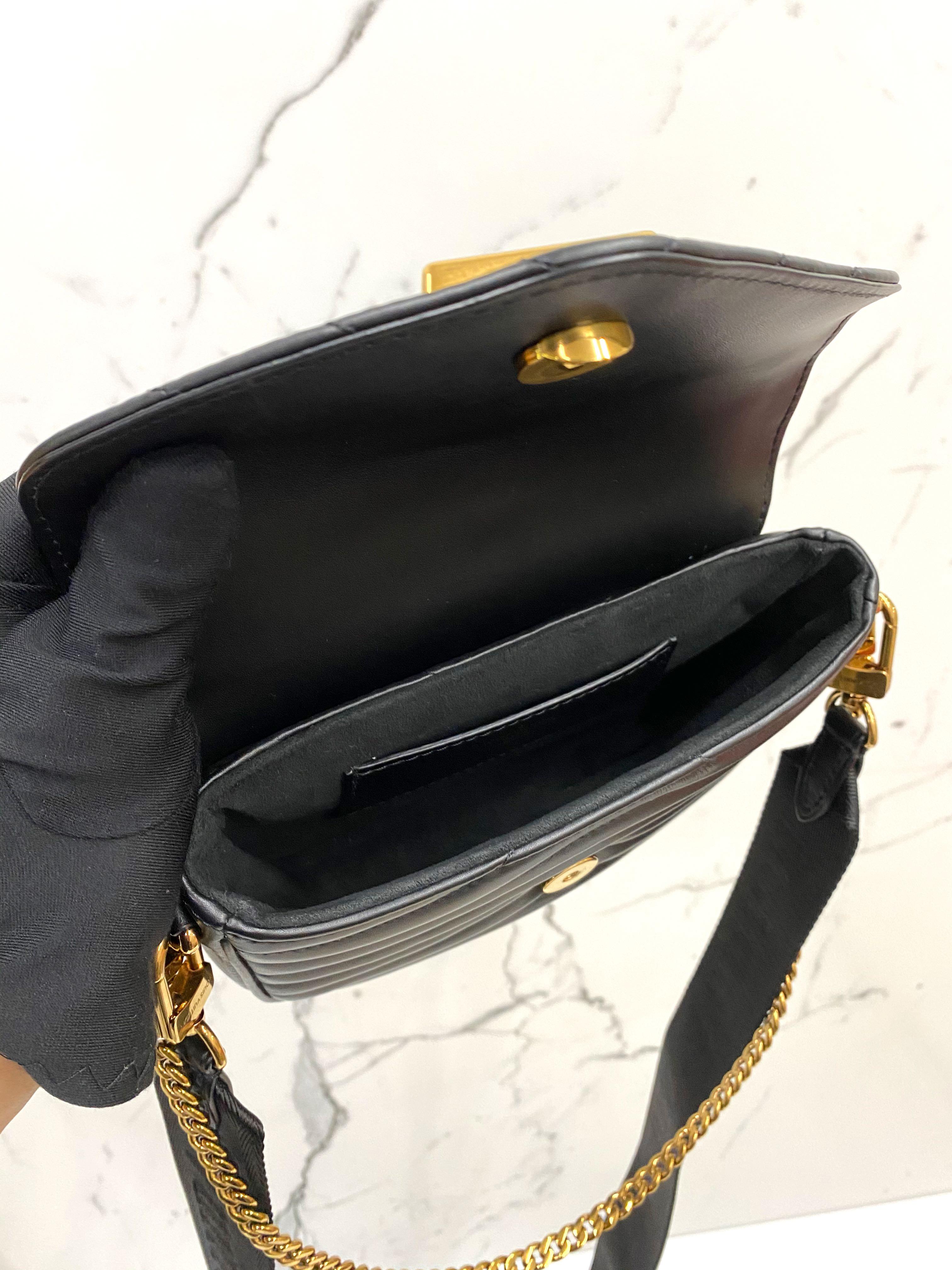 M56468 Louis Vuitton New Wave Multi-Pochette Crossbody Handbag