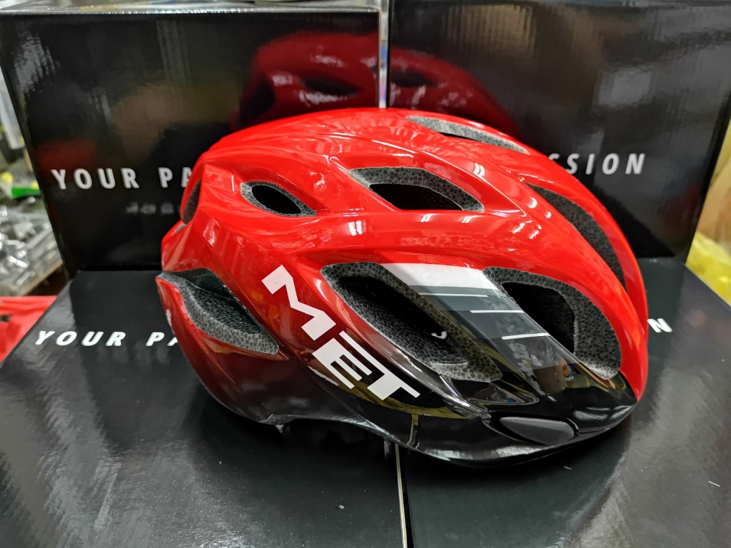 Met hotsell idolo helmet