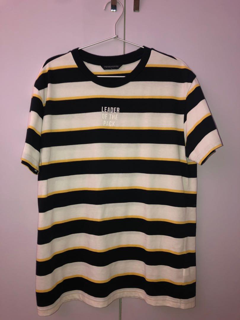 Penshoppe T-Shirt (Category: Tshirts & Polo Shirts ) located in Taguig. Submitted by johanella (Listing ID 1057210202, Image 1). Description: RFS: Decluttering Condition: 9/10 Shipping is shouldered by the buyer. .