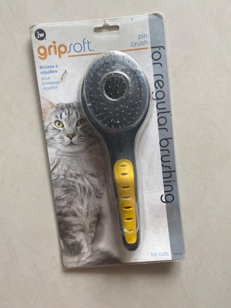 Pet brush long handle, Pet Supplies, Pet Accessories on Carousell