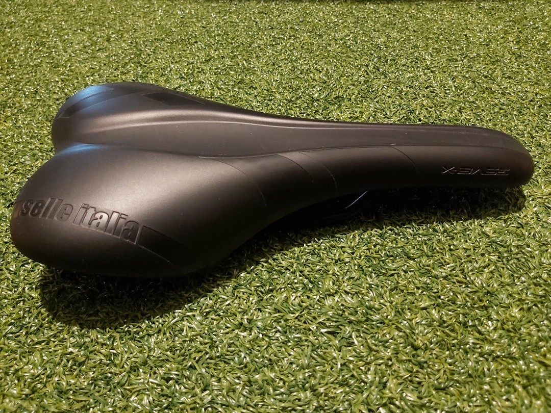 Selle italia 2025 x base saddle