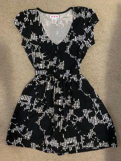 summer  black & white dress #swapau size M