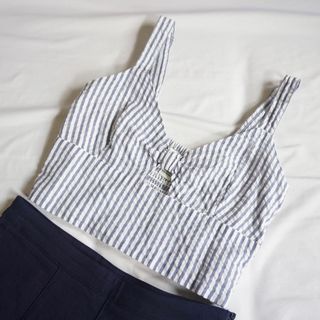 (Category: ) located in . Submitted by beombeom (Listing ID 1057167064, Image 1). Description: .
