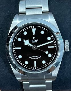 (Category: ) located in . Submitted by handsomewatches (Listing ID 1057247259, Image 1). Description: .