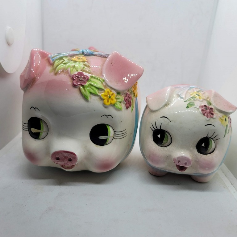 Vintage 50s 60s Ceramic Piggy Bank, Hobbies & Toys, Memorabilia &  Collectibles, Vintage Collectibles on Carousell