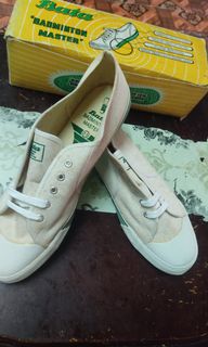 (Category: ) located in . Submitted by karalarashop (Listing ID 1057124552, Image 1). Description: .