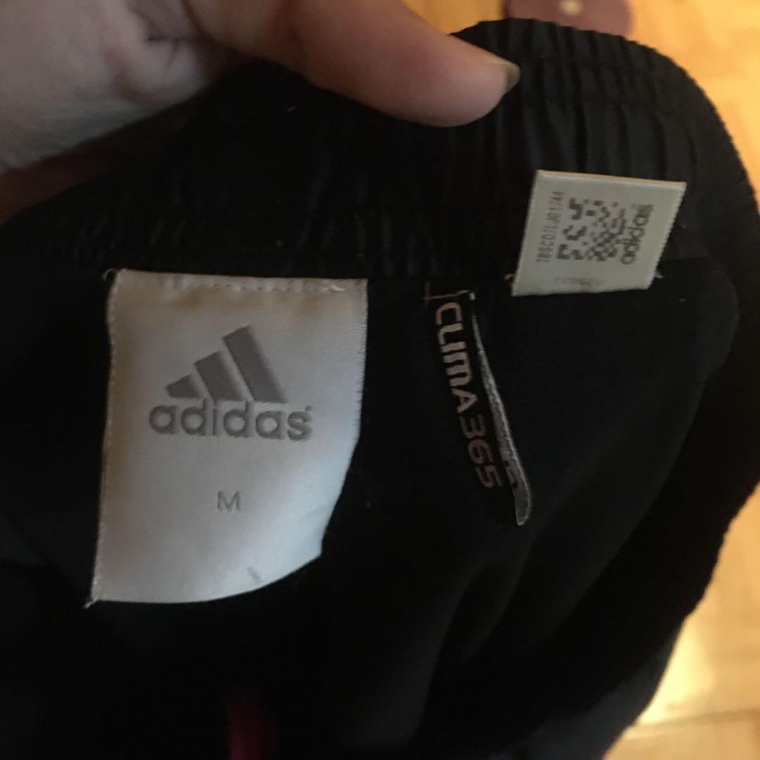 Adidas Trackpants (Category: Other Bottoms) located in Santa Rosa. Submitted by hotthreads (Listing ID 1053081387, Image 2). Description: 9/10 fits small - medium.