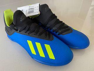 branded football shoes at lowest price