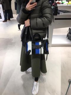 （分類：）位於 。 由 dipshopper 提交（商品編號 1053218138，圖片 1）。簡介： 。