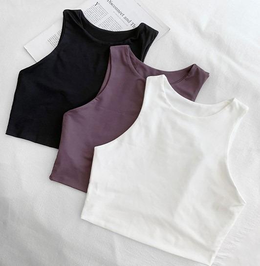 [INSTOCK] Basic Crop Top (Category: Sleeveless) located in Singapore. Submitted by bubsandmums (Listing ID 1053235254, Image 1). Description: INSTOCK S - Bust: 69+cm / Waist: 58+cm / Length: 35cm M - Bust: 73+cm / Waist: 62+cm / Length: 36cm Material: Polyester Blend Package Content: 1 PC Stretchable Measurement Accuracy : Measurements could have discrepancies of +/- 1 - 3cm. Please note that there could be slight differences in the colour tone o