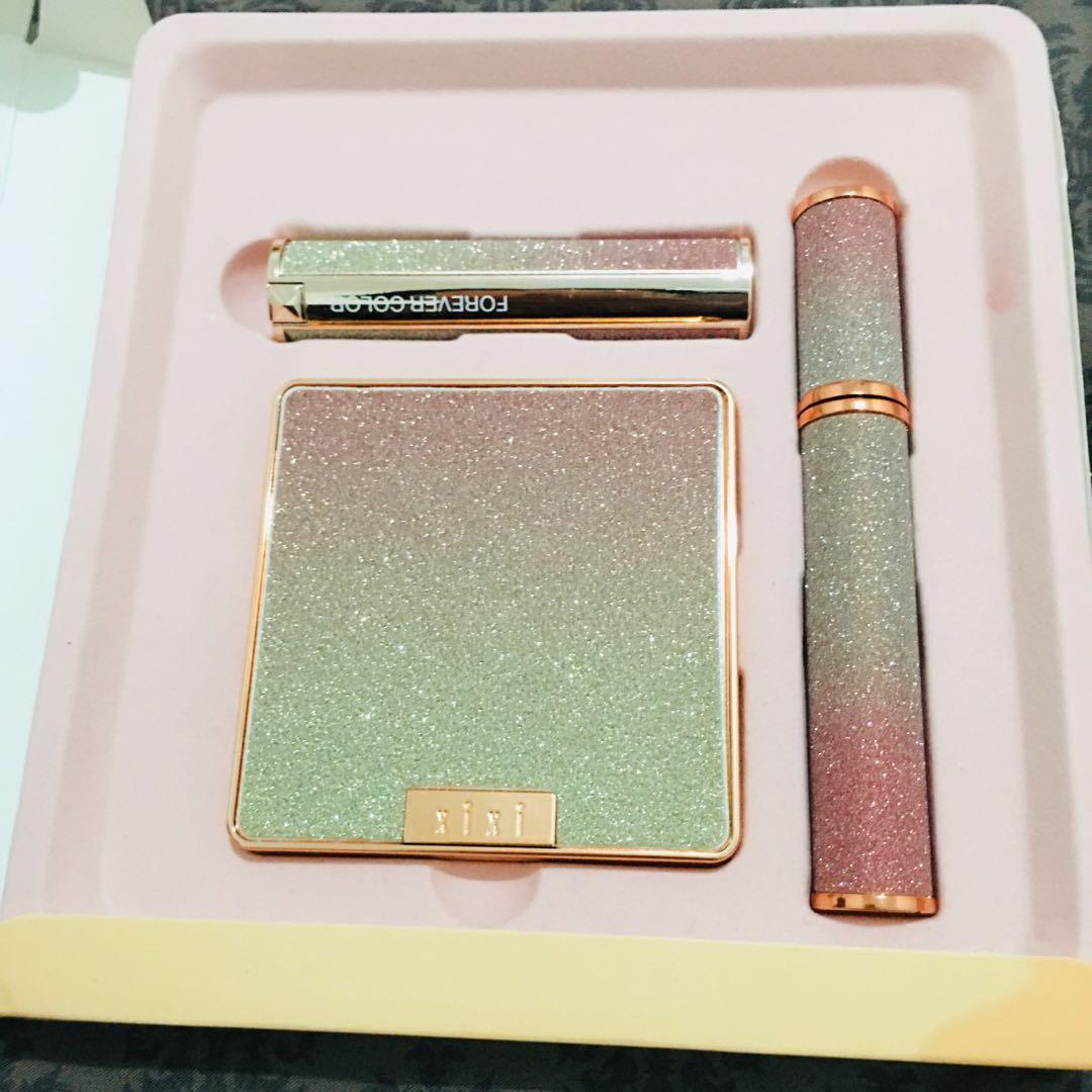 Beauty xixi set 2, Kesehatan & Kecantikan, Rias Wajah di Carousell
