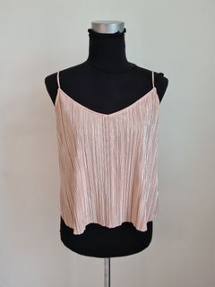 (Category: ) located in . Submitted by stylebasement (Listing ID 1053150672, Image 1). Description: .