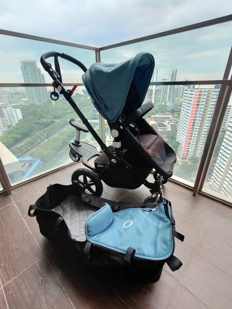Bugaboo Cameleon 3 + wheeled board + + stand + mozzie and rain