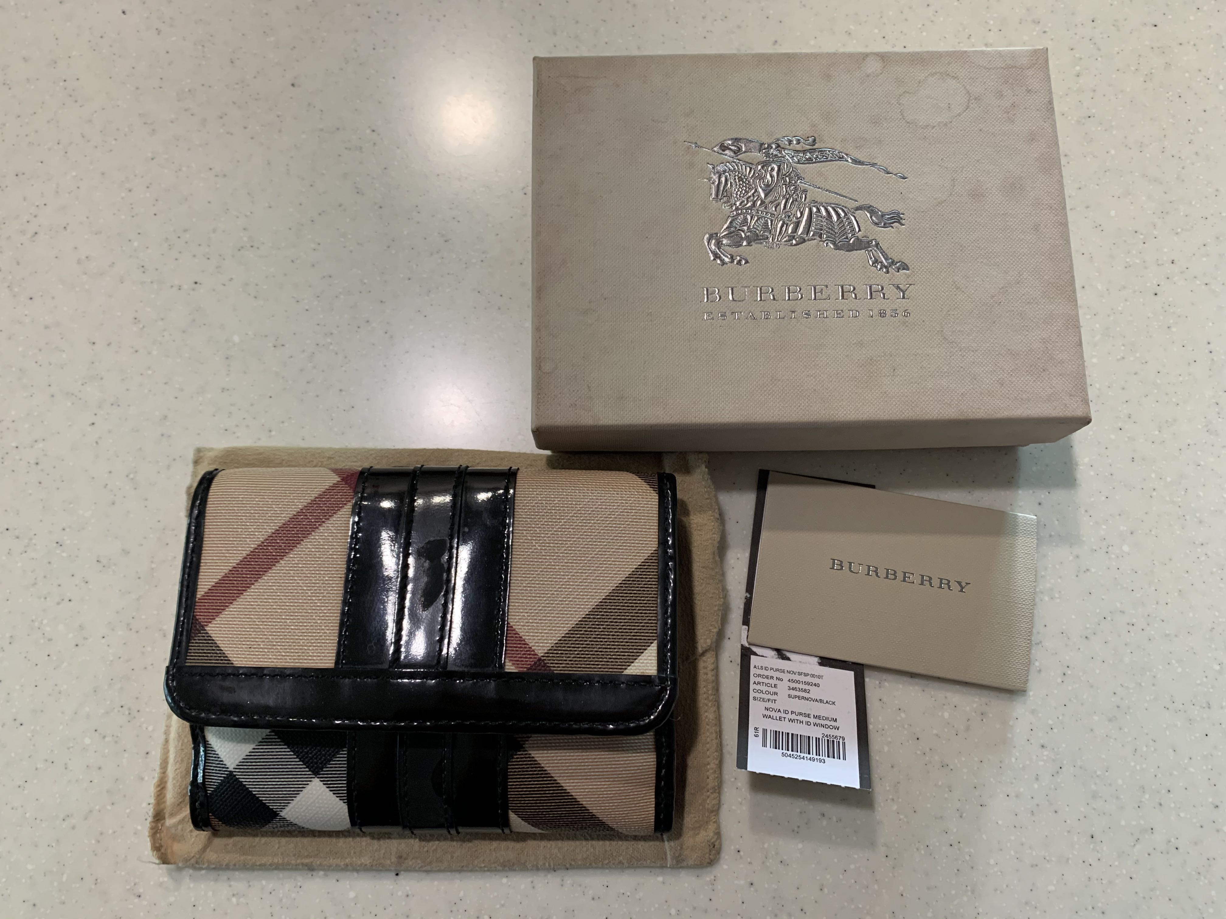 Burberry supernova wallet deals