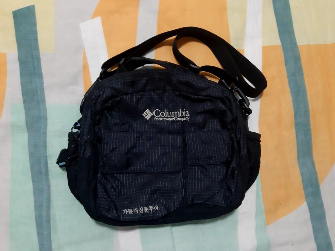 Columbia slingbag Men s Fashion Bags Sling Bags on Carousell
