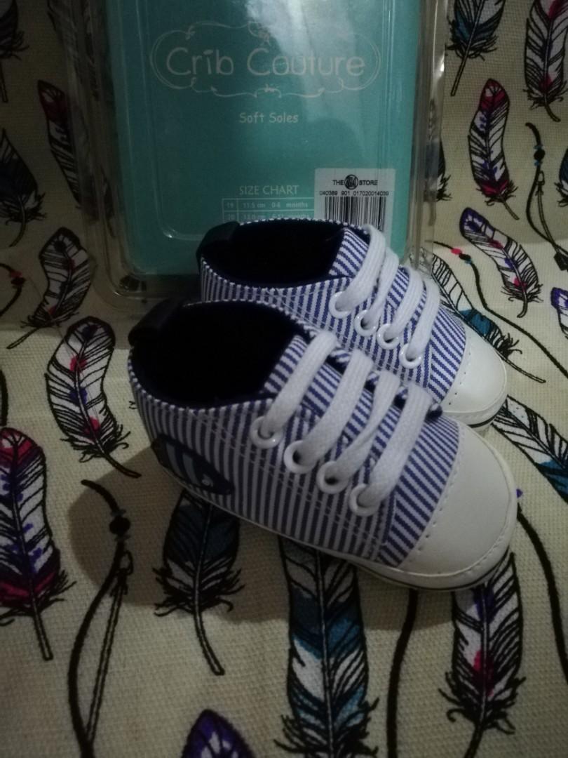 Crib couture baby shoes (Category: Babies & Kids Fashion) located in Manila. Submitted by Mimiandmos (Listing ID 1053108865, Image 2). Description: soft soles perfect for your baby's casual outfit rfs: needs baby funds.