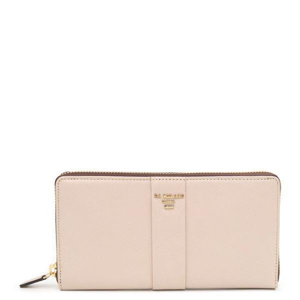 Da Milano Women s Wallet in Black Women s Fashion Bags Wallets