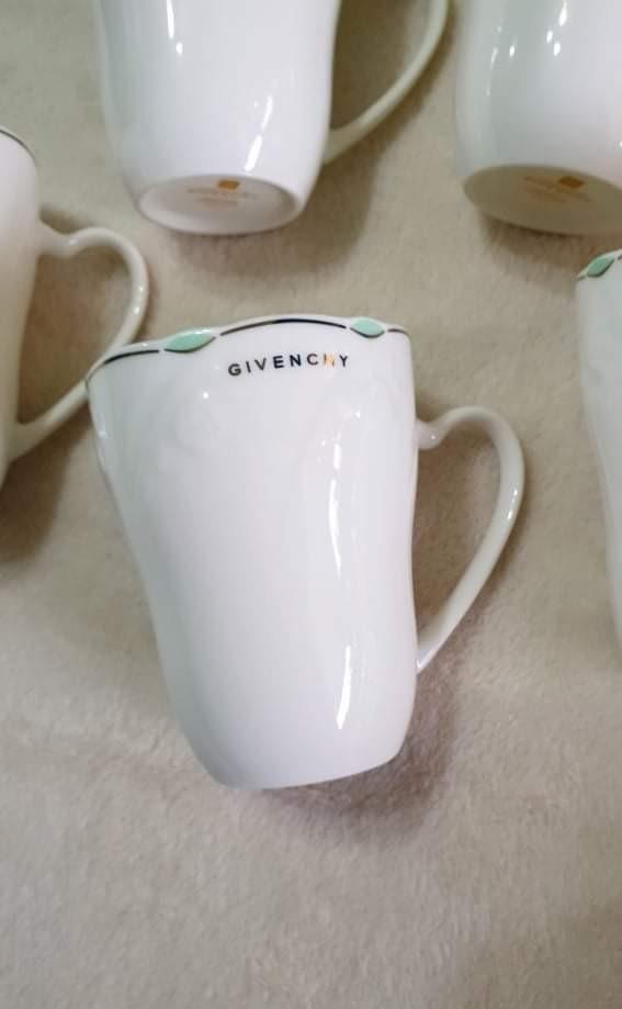 Givenchy Floral Mug (Category: Coffee Machines & Makers) located in Porac. Submitted by d_m_p_2 (Listing ID 1053047733, Image 2). Description: Givenchy Floral Mug 🎄P1,500/1🎄 Unused no box AVAILABLE ONHAND.