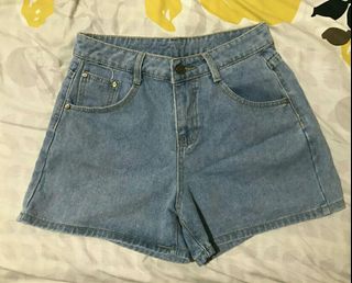 (Category: ) located in . Submitted by shopbyd (Listing ID 1053211728, Image 1). Description: .