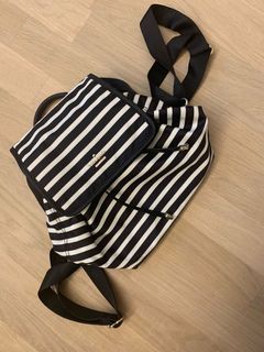 （分類：）位於 。 由 cool_beans0101 提交（商品編號 1053186001，圖片 1）。簡介： 。