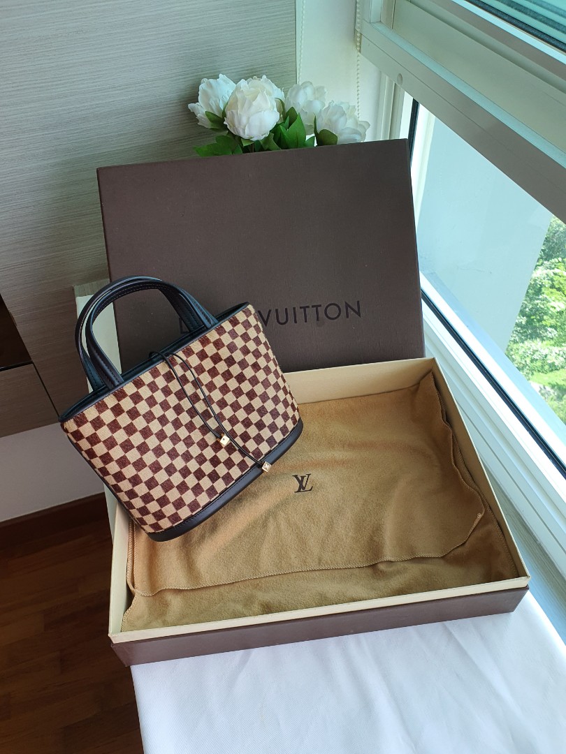 Louis Vuitton 'impala' Damier Sauvage Handbag