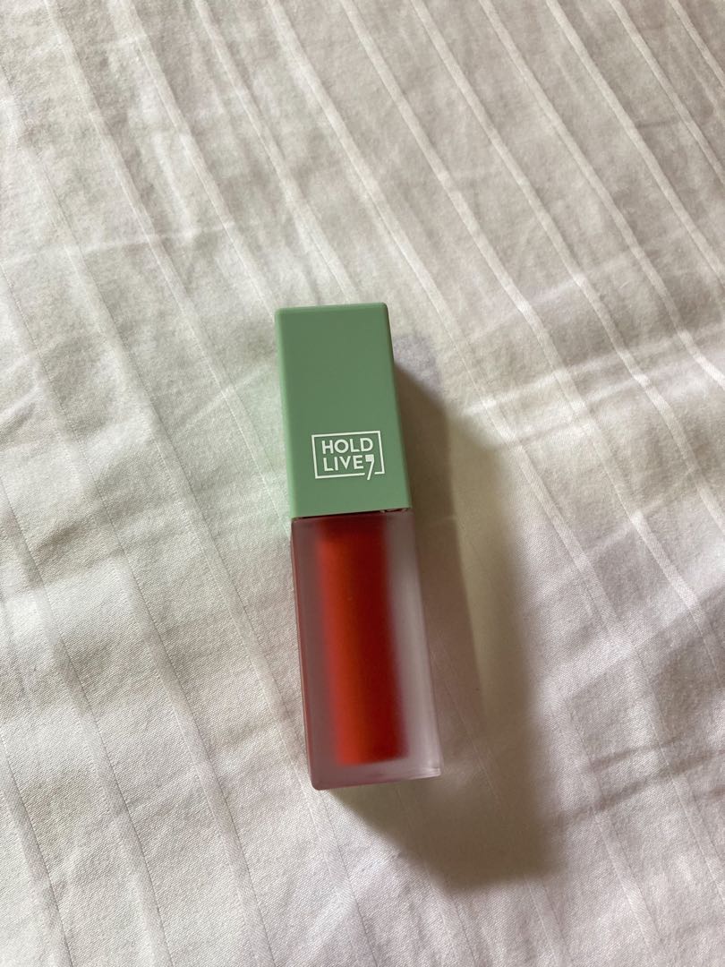 Matte Lip Stain/Lip Tint in Red, Beauty & Personal Care, Face, Makeup