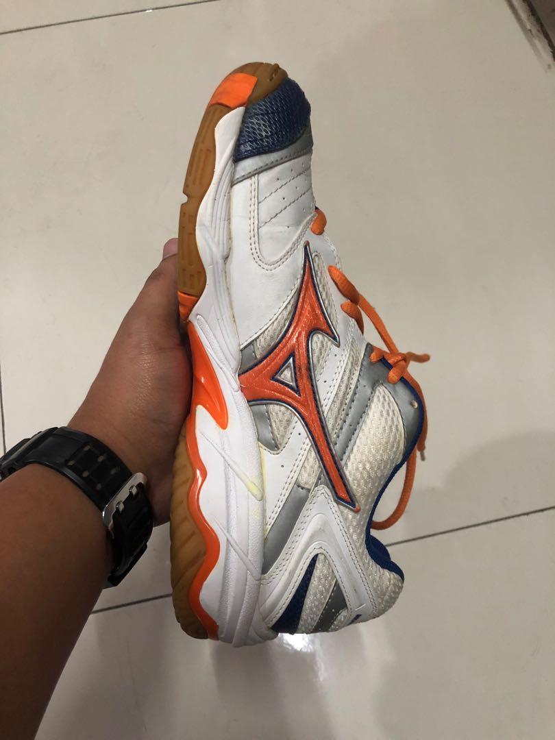 mizuno wave blocker
