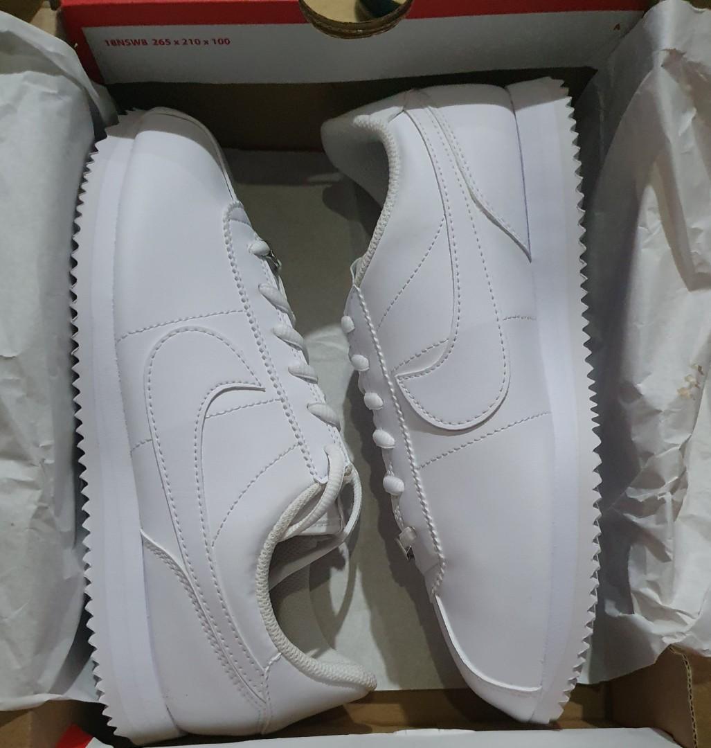 Nike Cortez Triple white size 5Y, 6Y, 6 